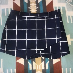 A&F SKORT